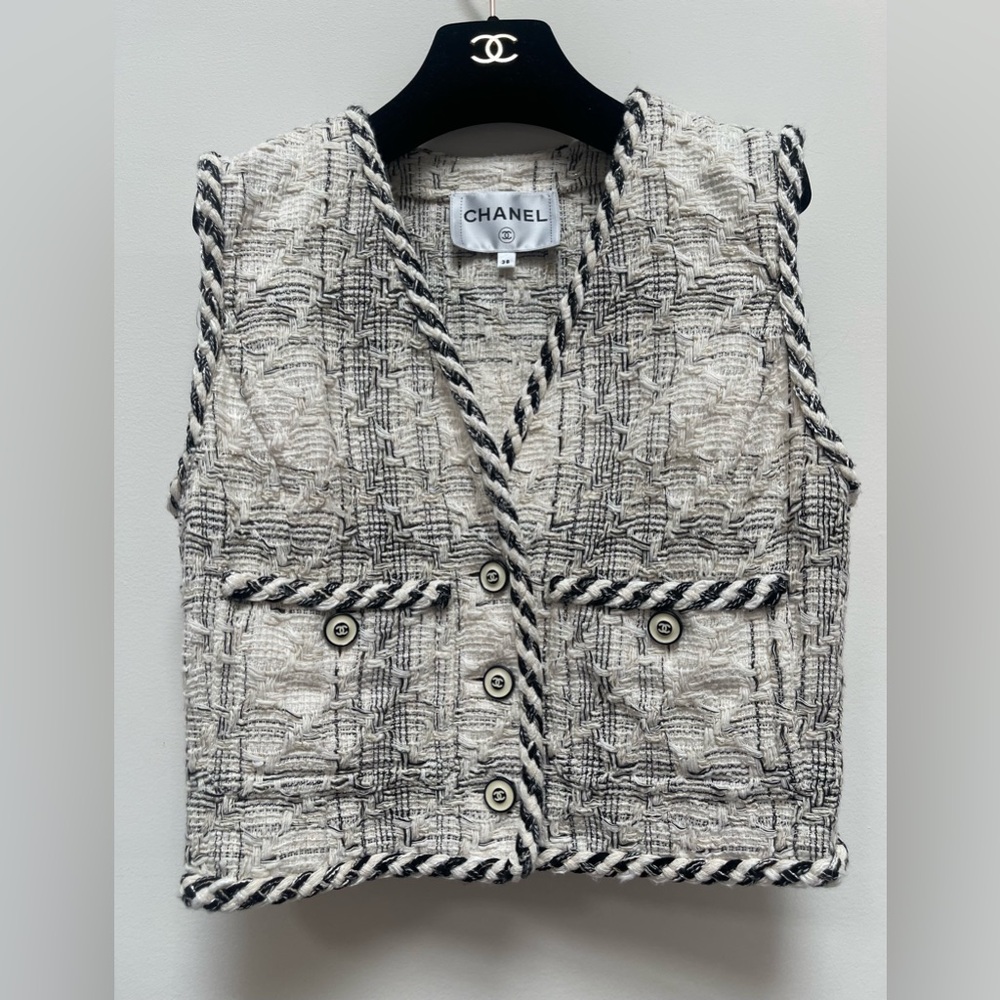 Chanel Jacket Gilet Vest Sweater - Picture 2 of 4